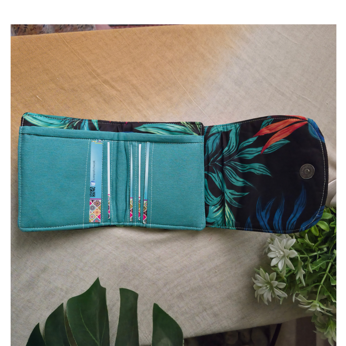 Wild flower Small Wallet 12*11 cm waterproof