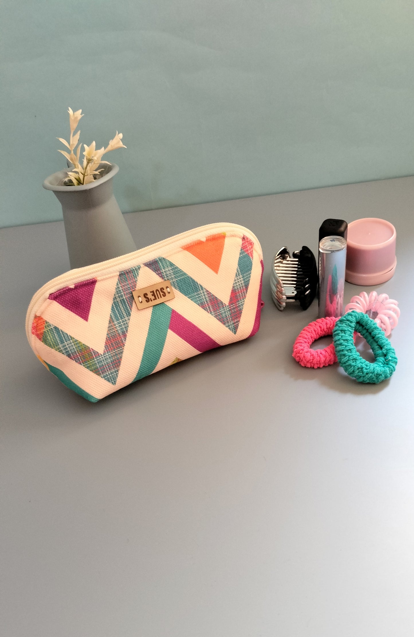 Zigzag Color Makeup bag new