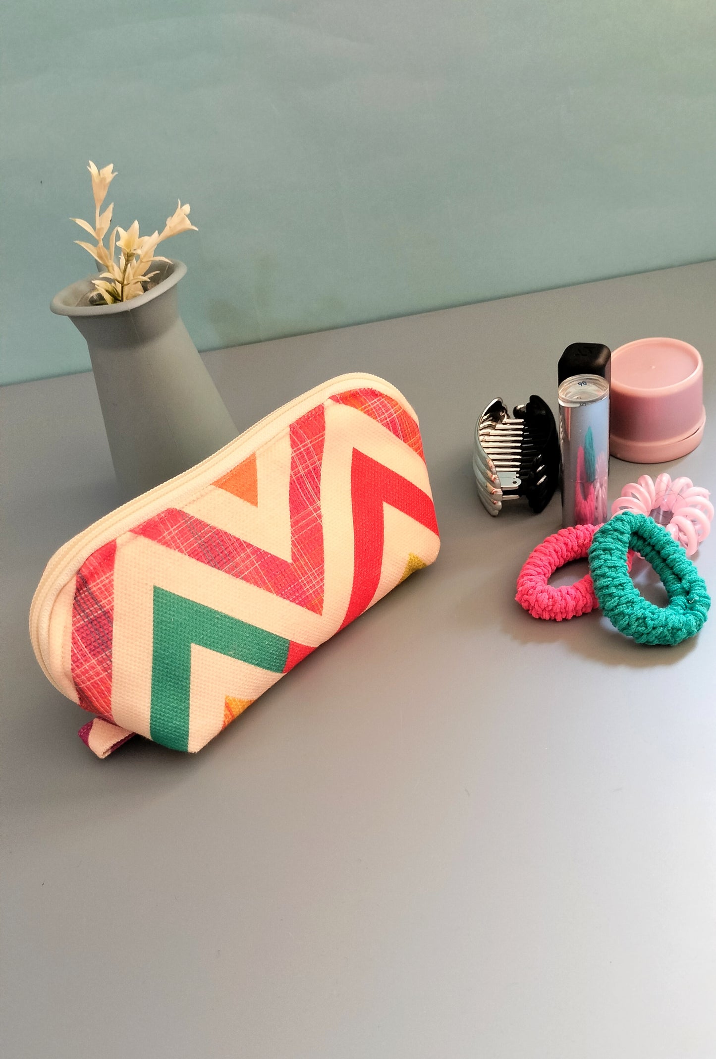 Zigzag Color Makeup bag new