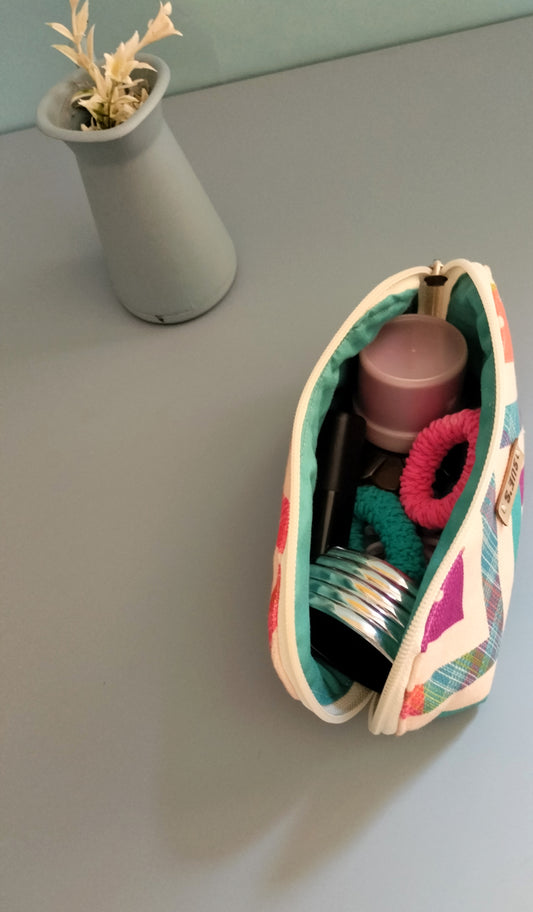 Zigzag Color Makeup bag new