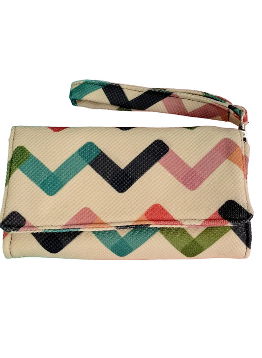 Of white zigzag Large Wallet