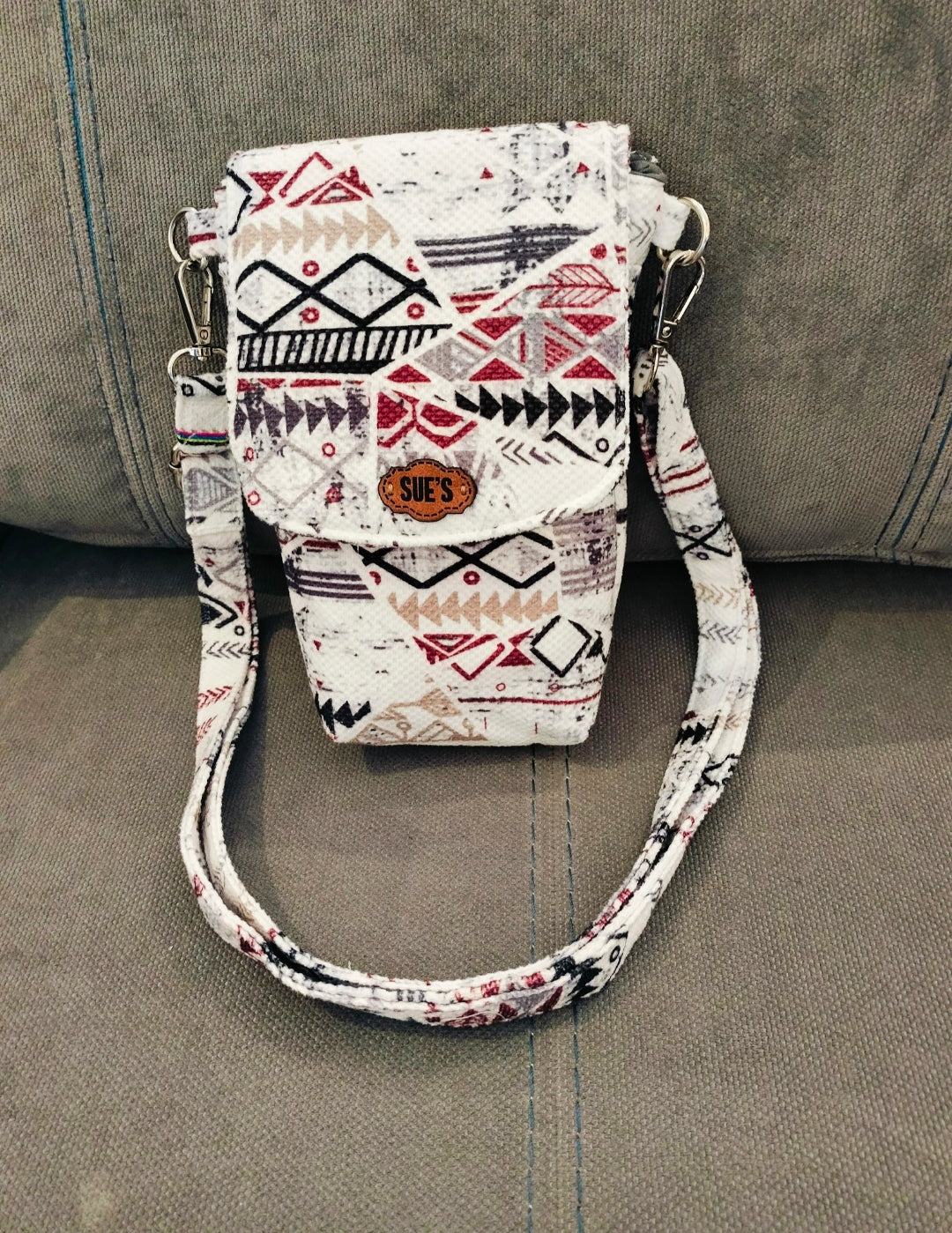 White geometric Mobil Cross Bag