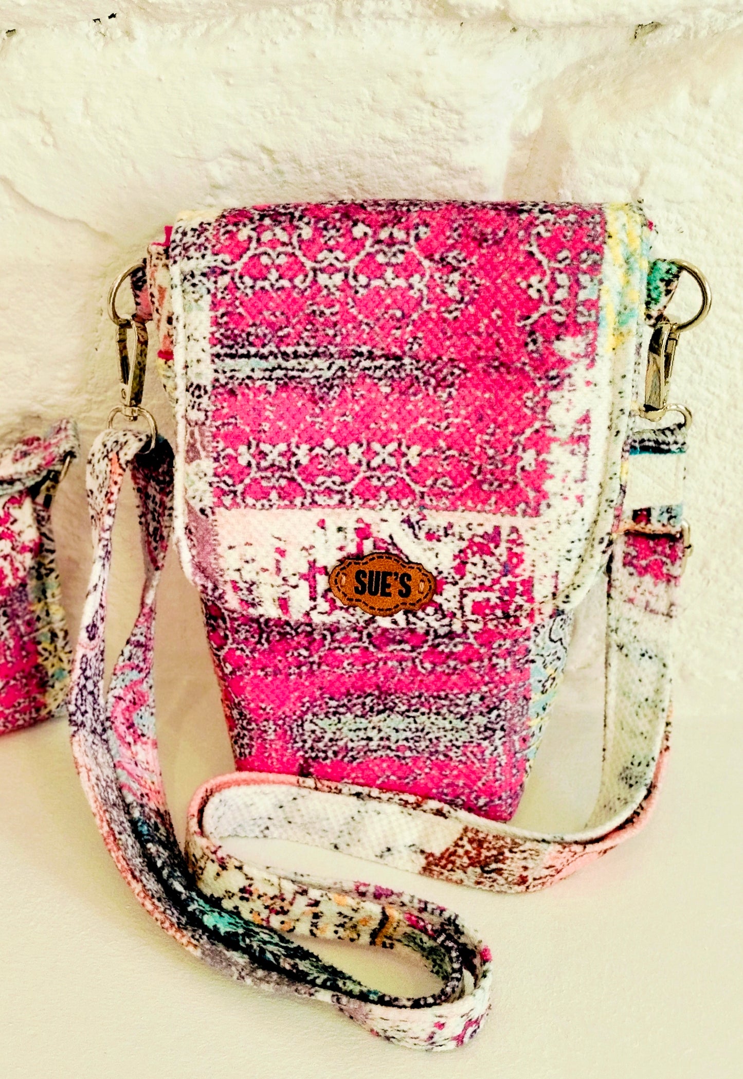 Pink Mobil Cross Bag