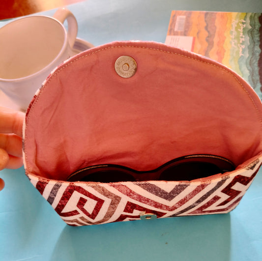 Lovely Geometric color Glasses Case