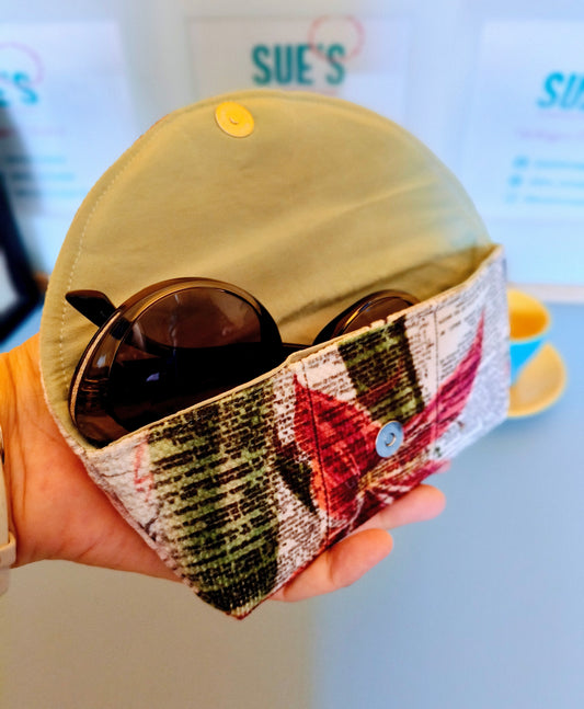 Christmas flower Glasses Case