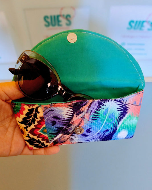 Purble feather color Glasses Case