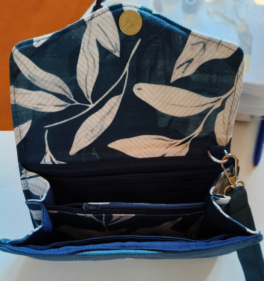 calming Leaves. big Wallet 20*12cm