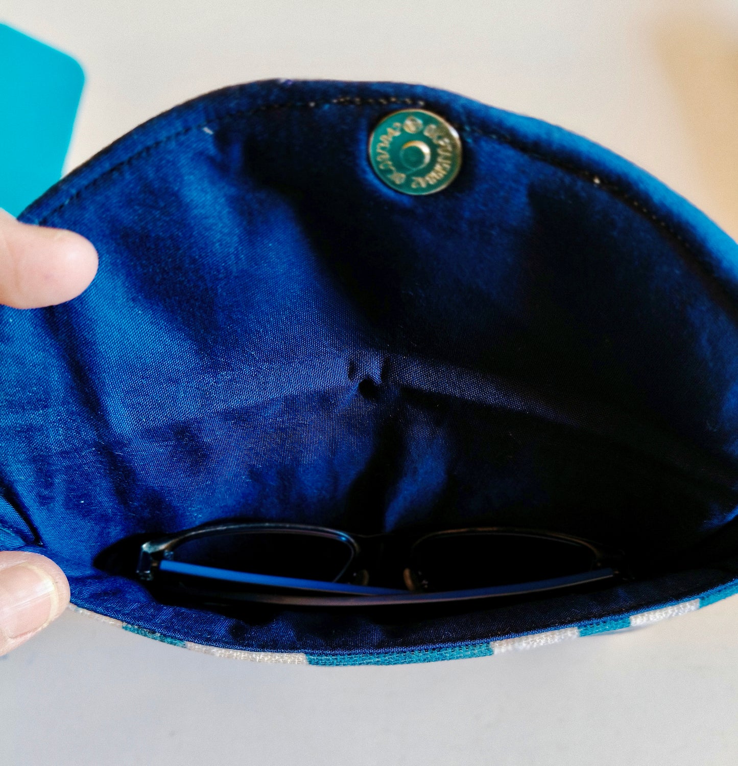 calming Leaves Glasses Case