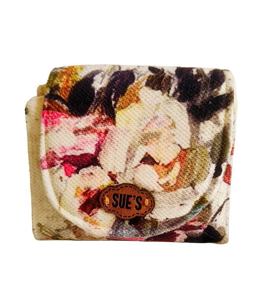 white flowers Small Wallet 12*11 Cm