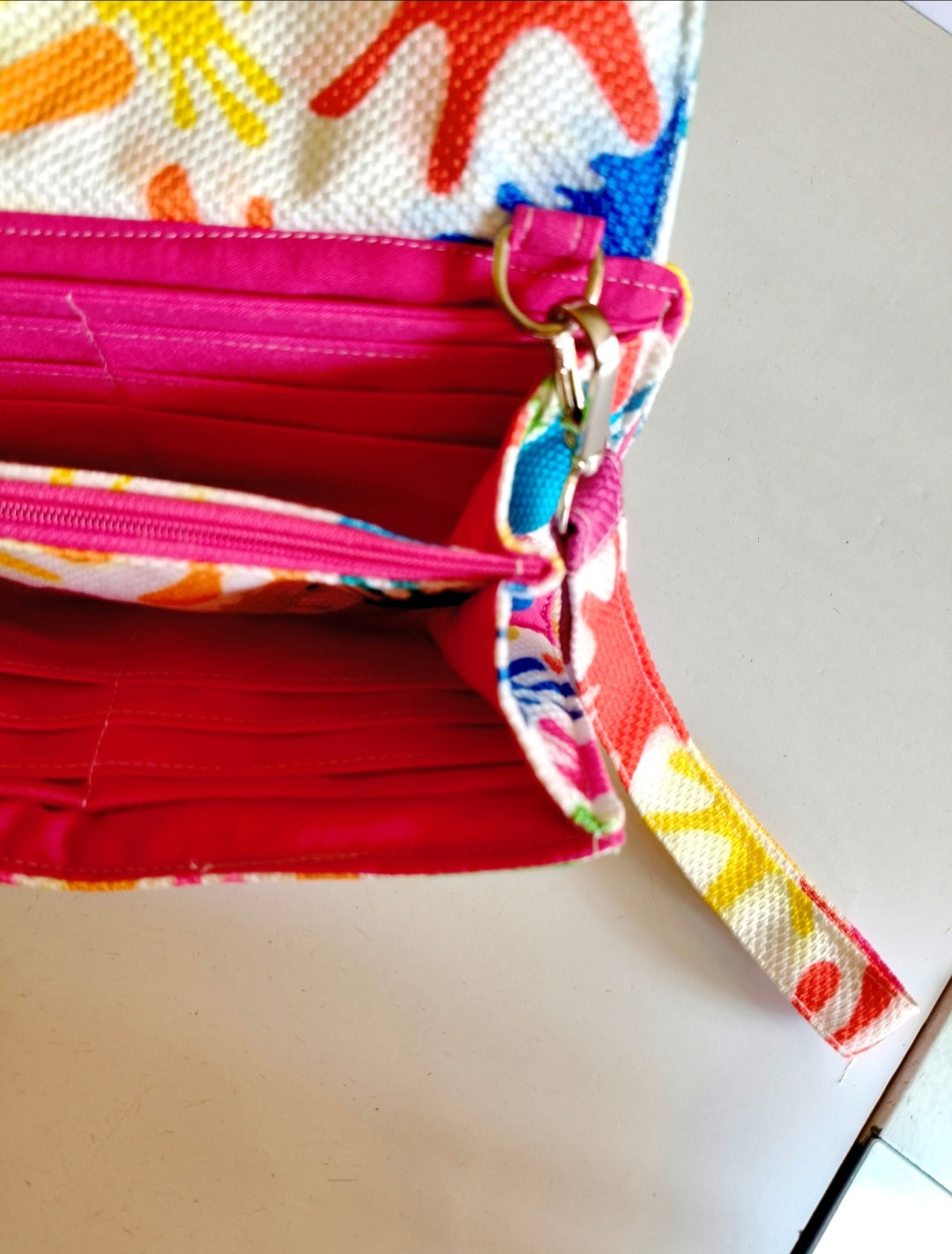 Color Splash Wallet Large 20*12cm