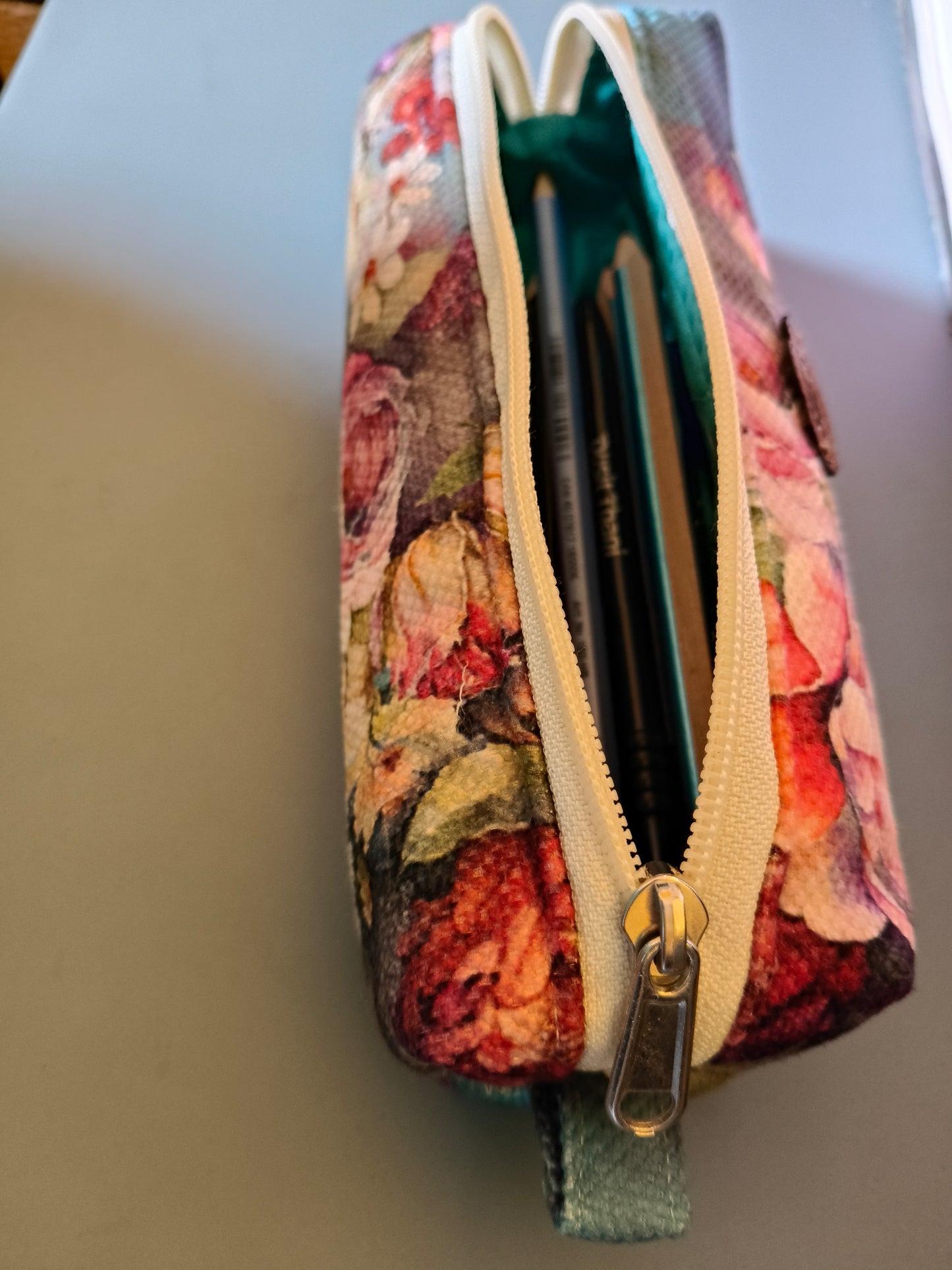 Flower garden pencil case size 21width*6cm long*7cm depth