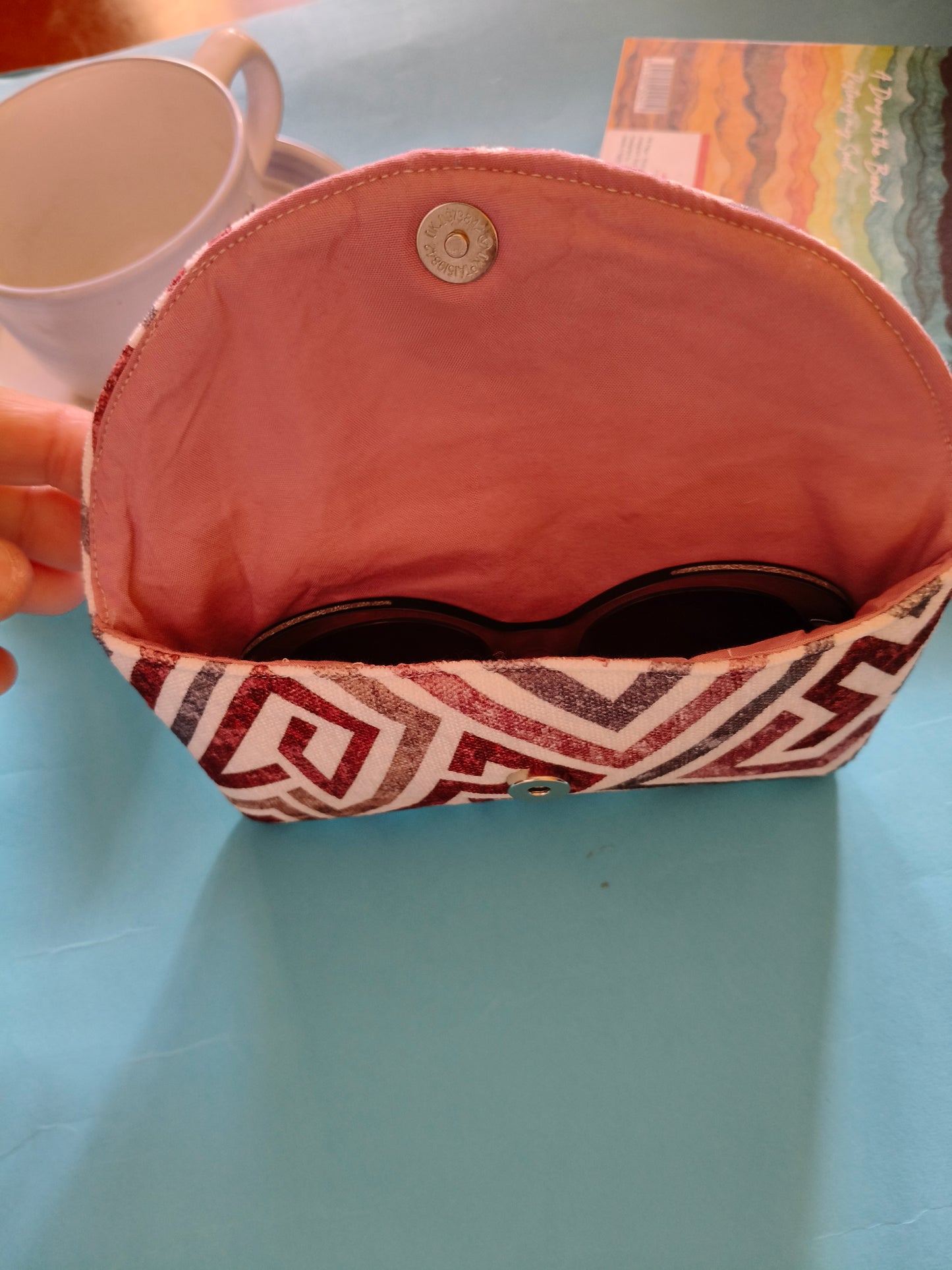 Lovely Geometric color Glasses Case