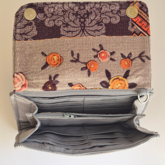 silver gray bigWallet