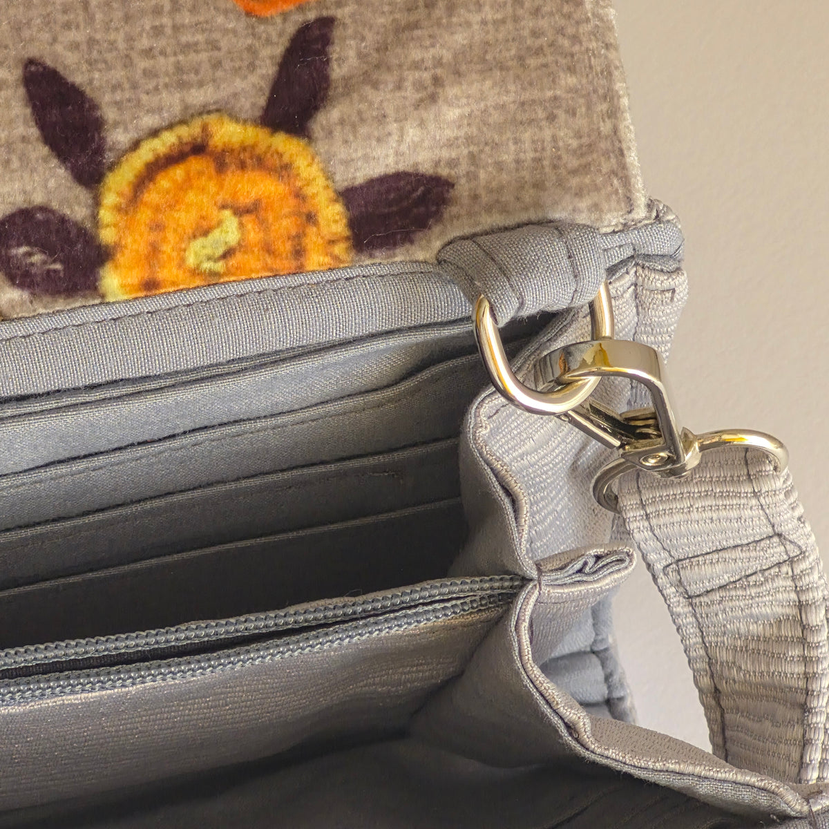silver gray bigWallet