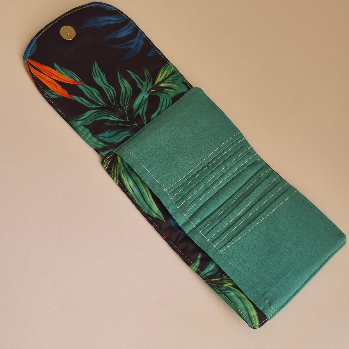 Wild flower  Small Wallet 12*11 cm waterproof