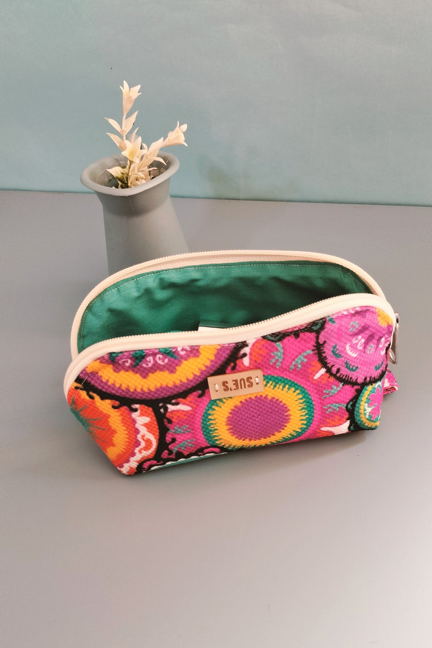 Color Festival Makeup Bags(new)