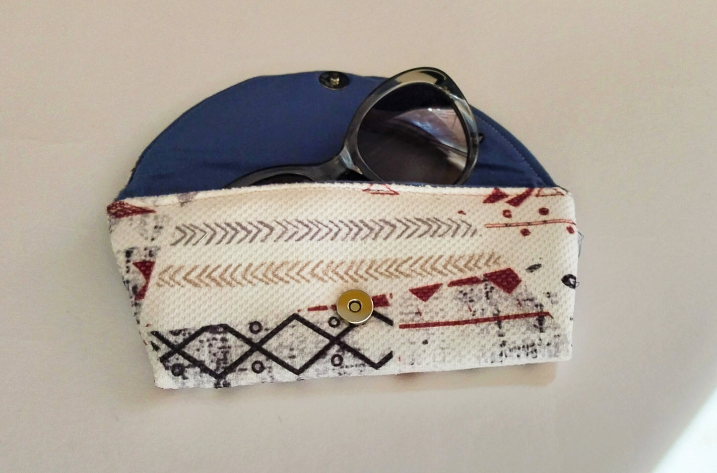 White geometric Glasses Case