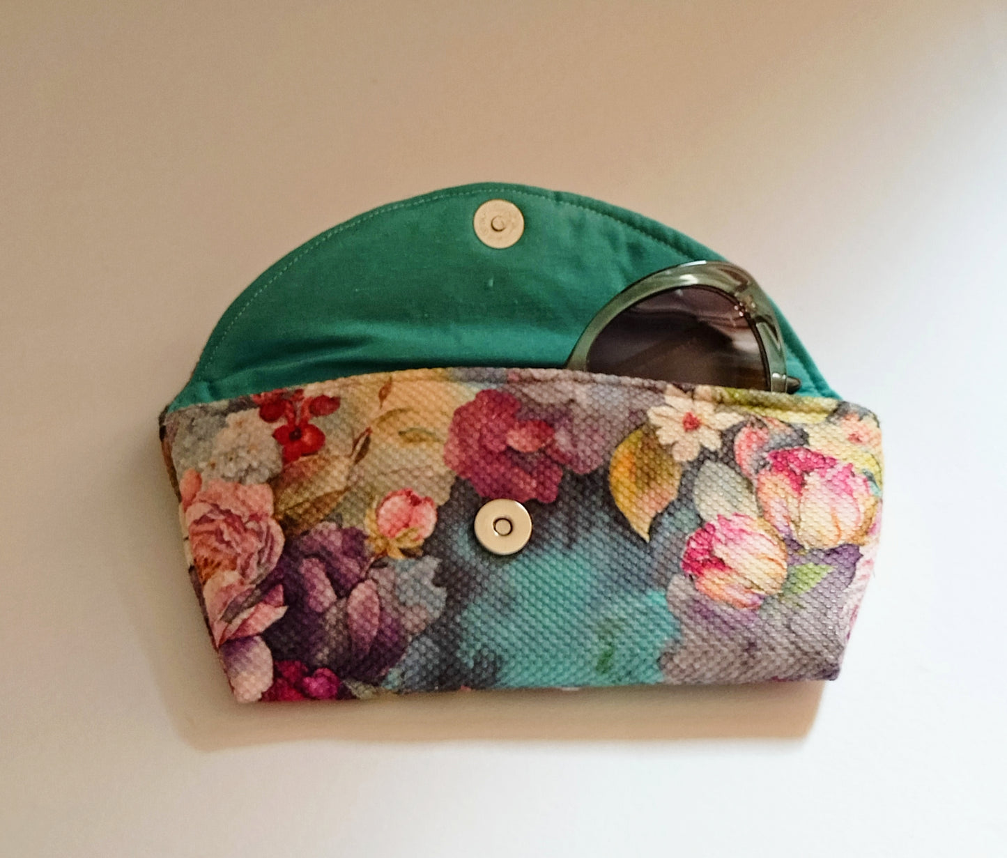 Rose garden Glasses Case