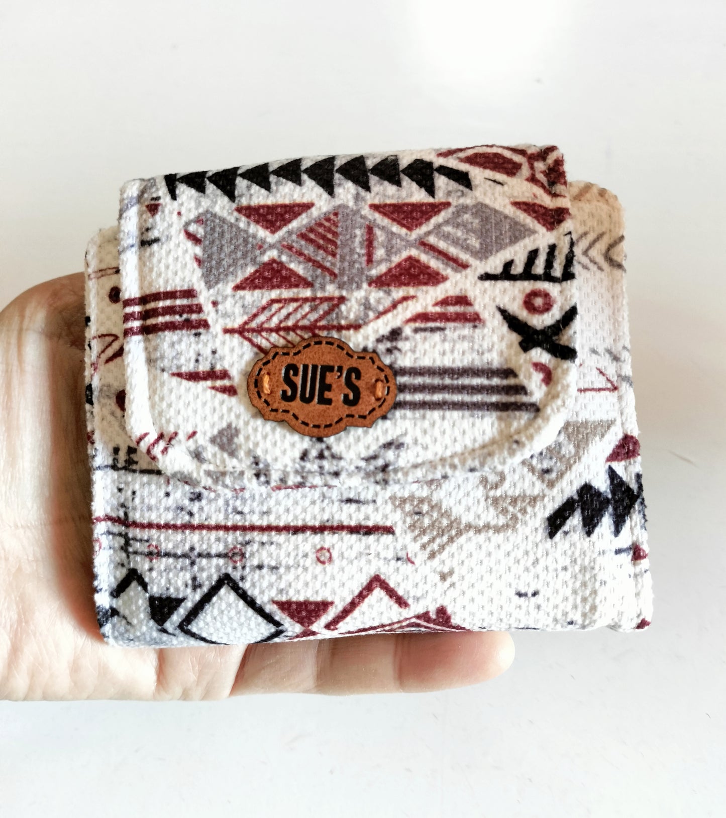 White Geometric  card Wallet