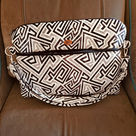 Elegant design Laptop sleeve 15.6inch cross hand