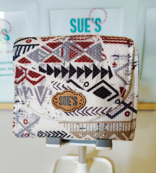 geometric small Wallet 12*11 cm محفظه صغيره ١٢*١١سم