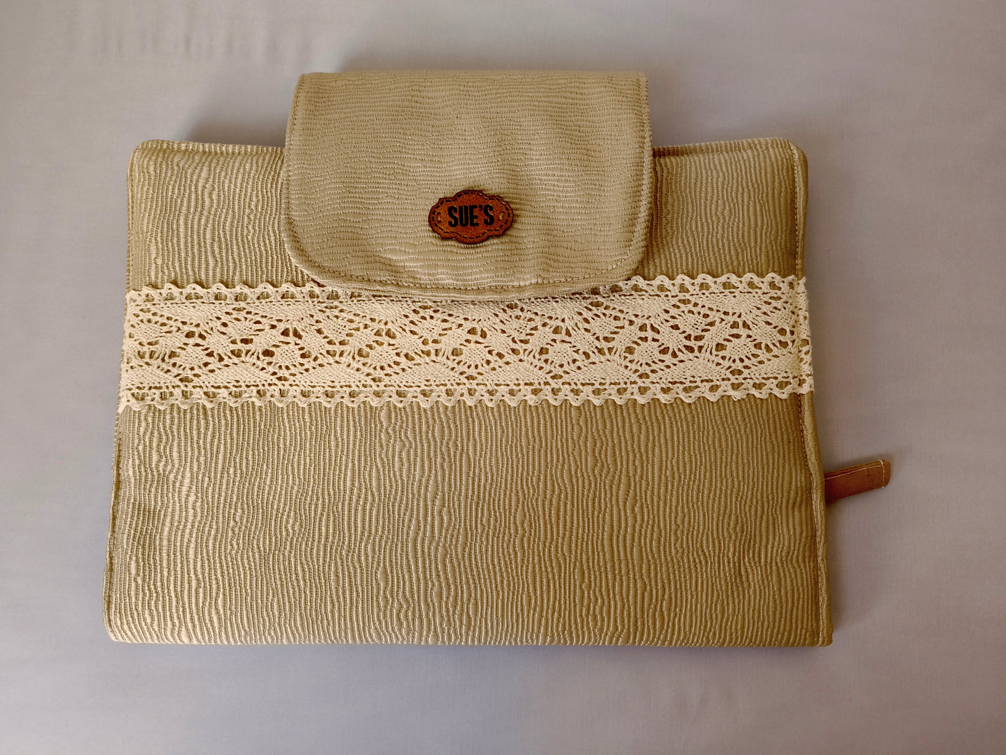 Golden cover 25*18cm