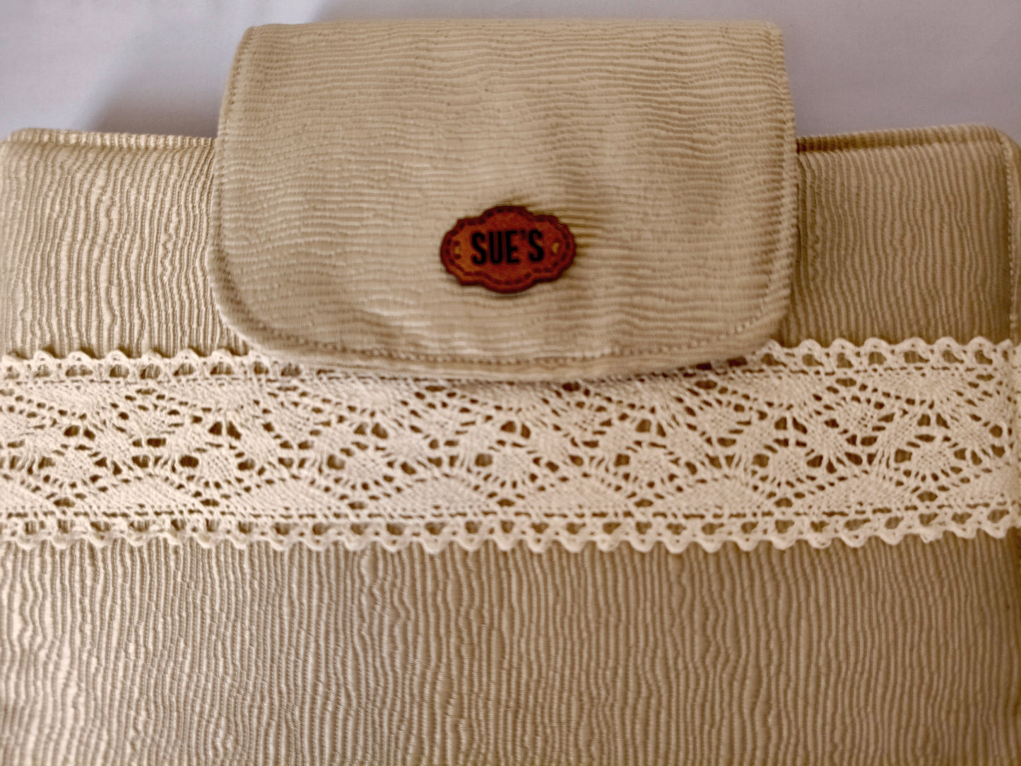 Golden cover 25*18cm
