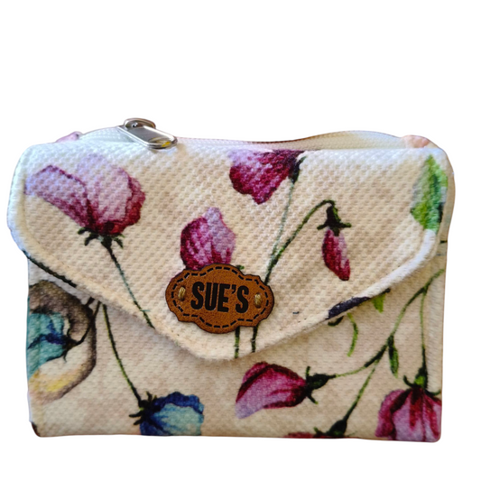 Small Simple flowers trifold wallet