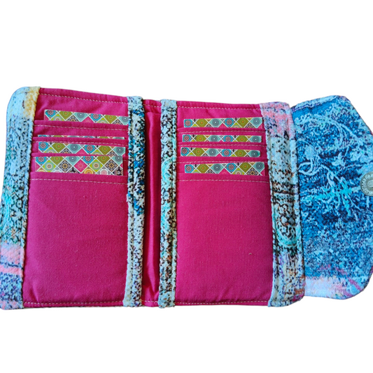 Small Oriental  pink small trifold wallet