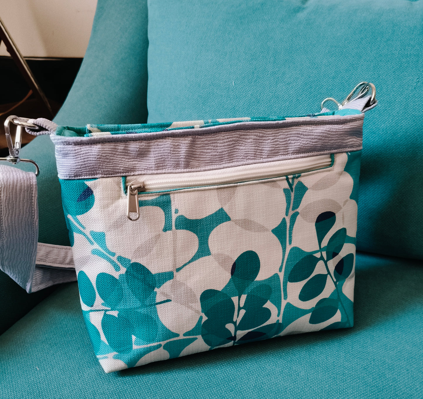 Fayros color Cross Bag 30*22*8cmcm