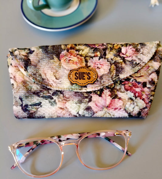 Night rose Glasses Case
