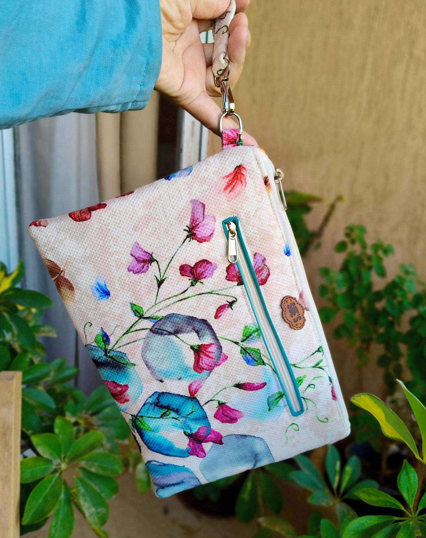 simple flower  handmade Clutch