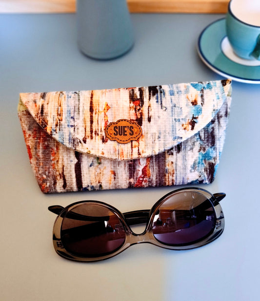 Scrambled color Glasses Case