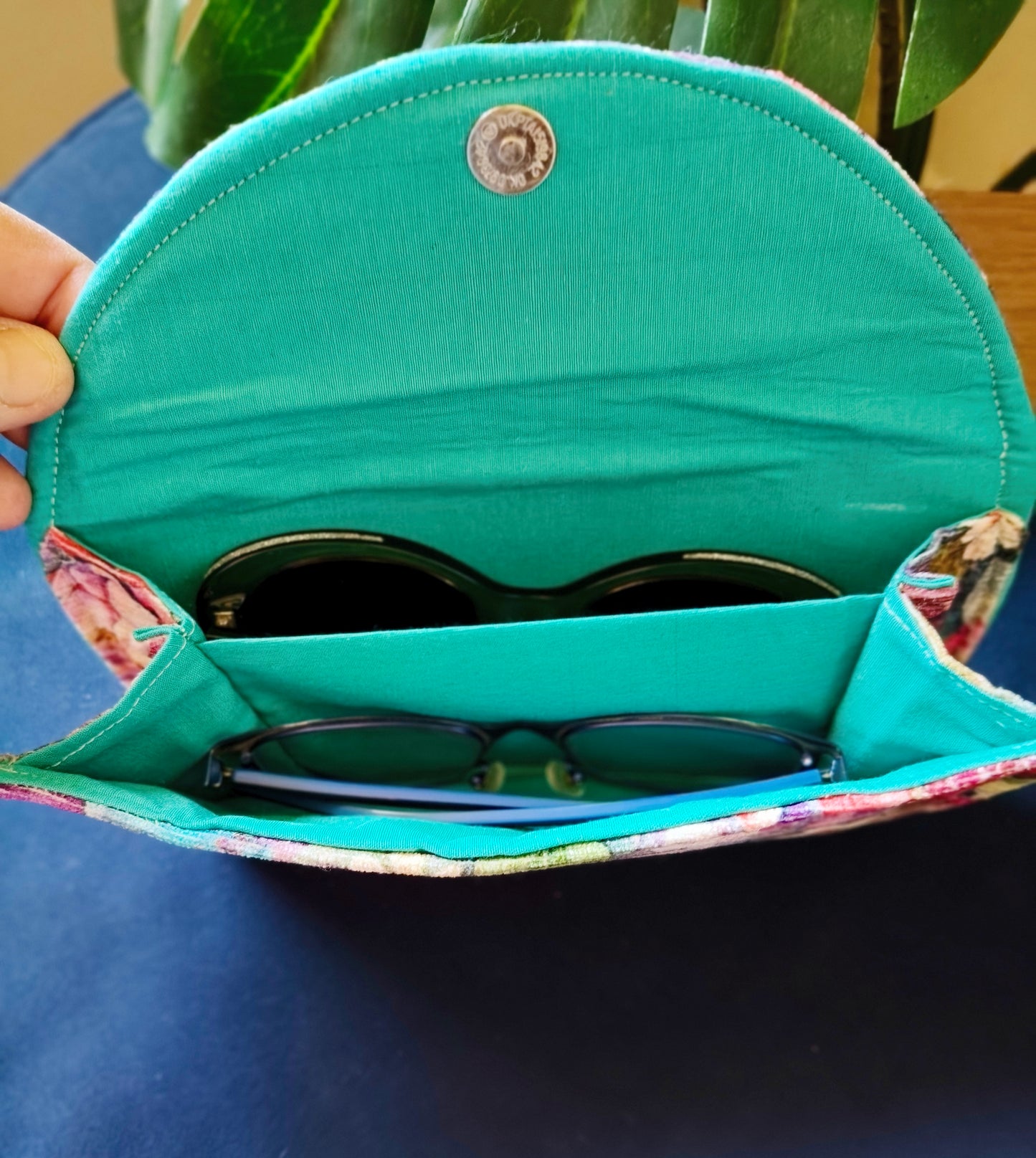 Rose garden Double Glasses Case جراب نظاره لنظارتين