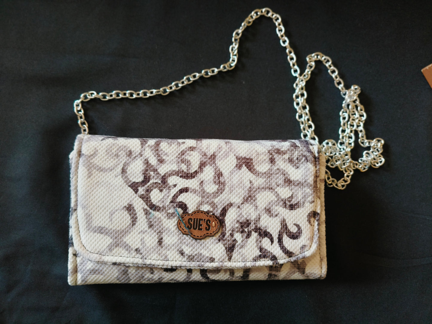 morning  light Wallet with  chain Cross hand