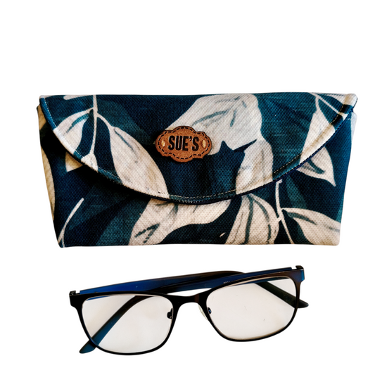 calming Leaves Glasses Case