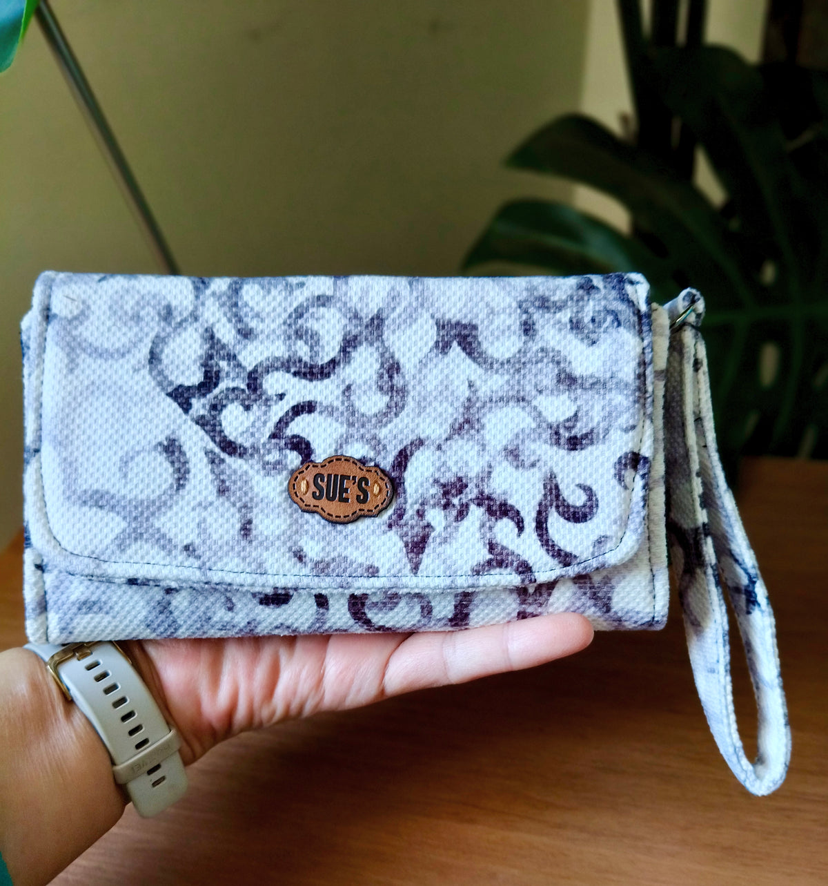 Black& white Large Wallet