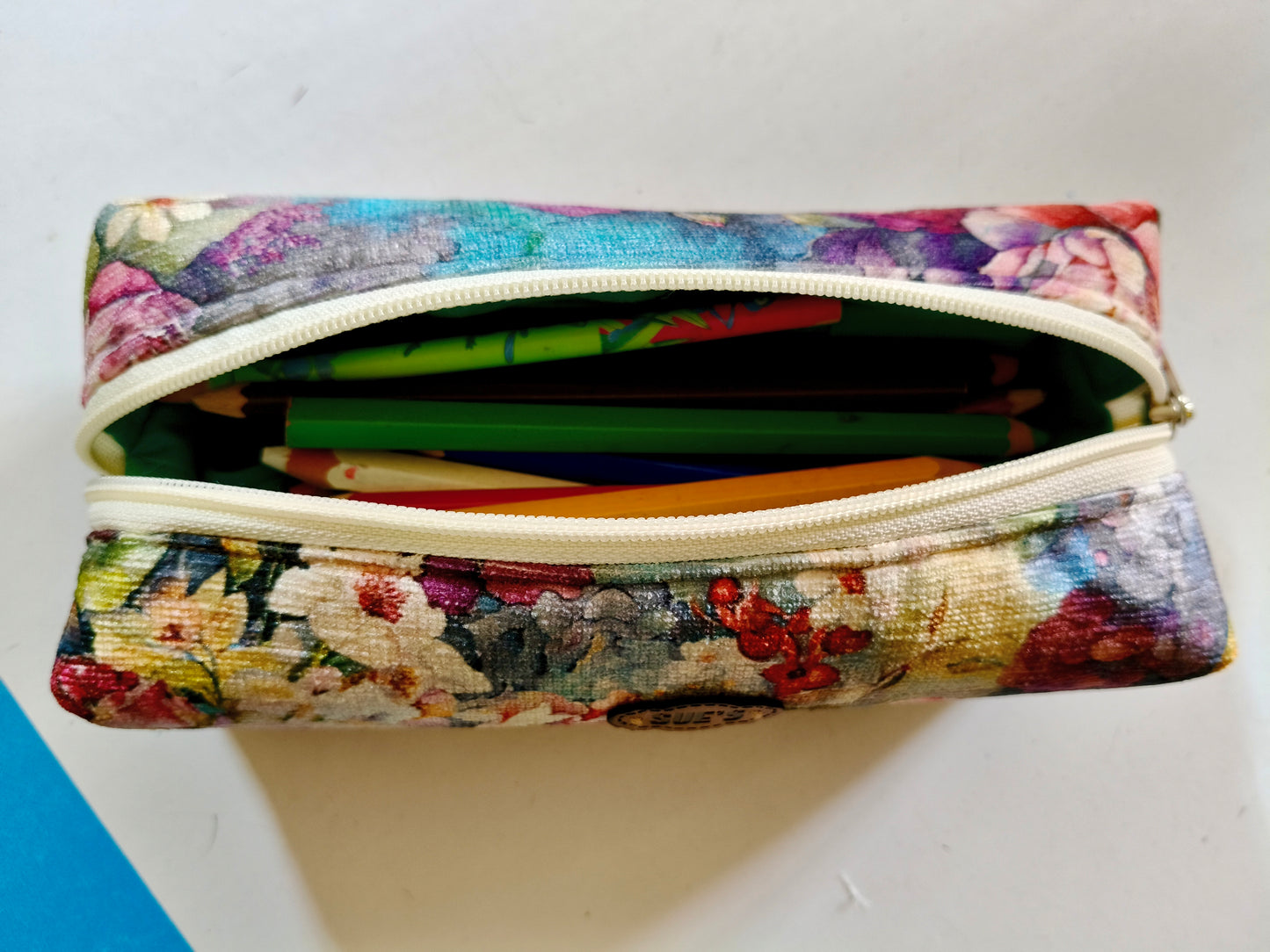 Flower garden pencil case size 21width*8cm long*6cm depth