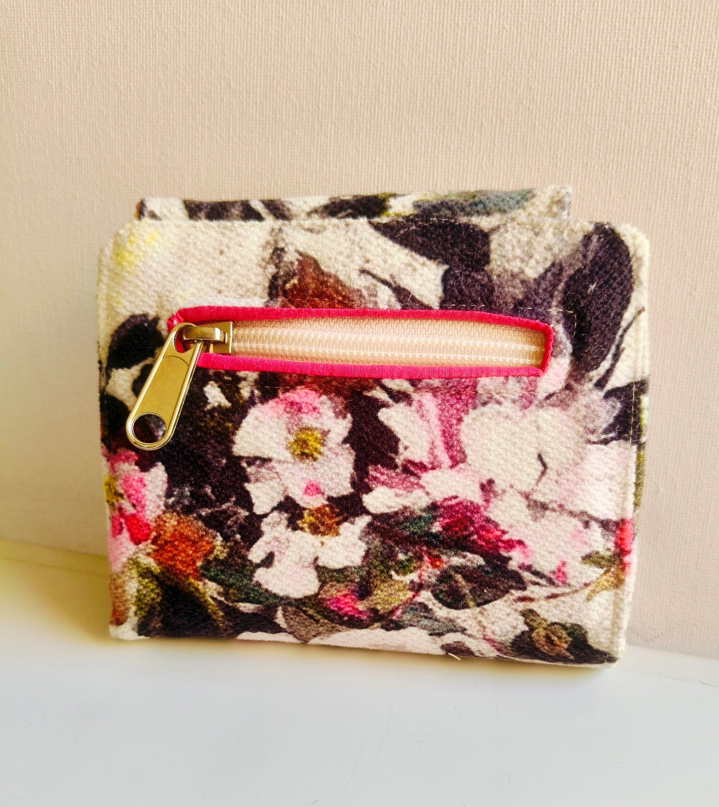 white flowers card Wallet 12*11 Cm