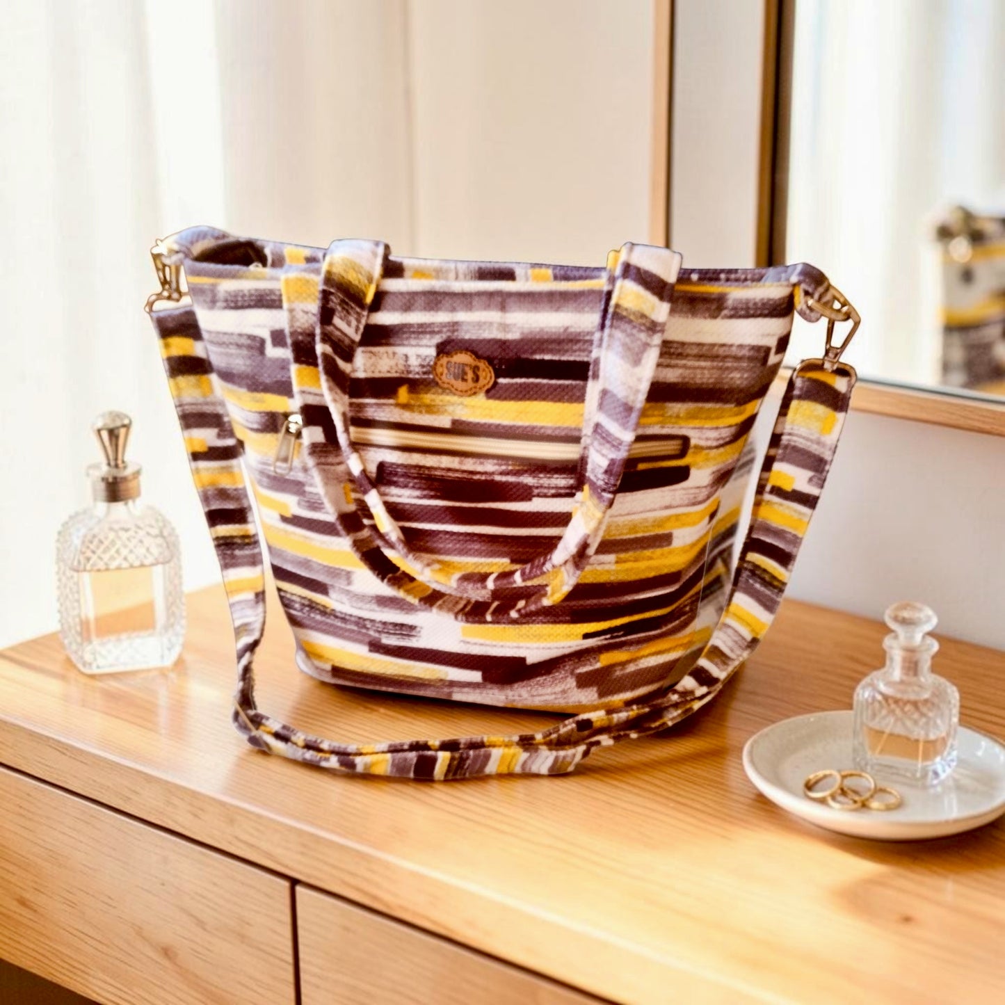 golden Muse  Medium Cross Bag 30*25cm