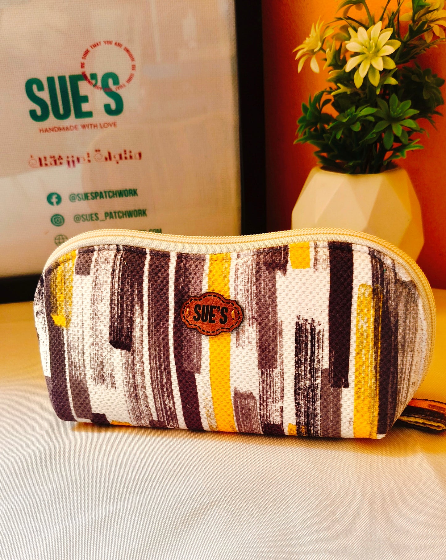 Golden Muse Makeup bag new