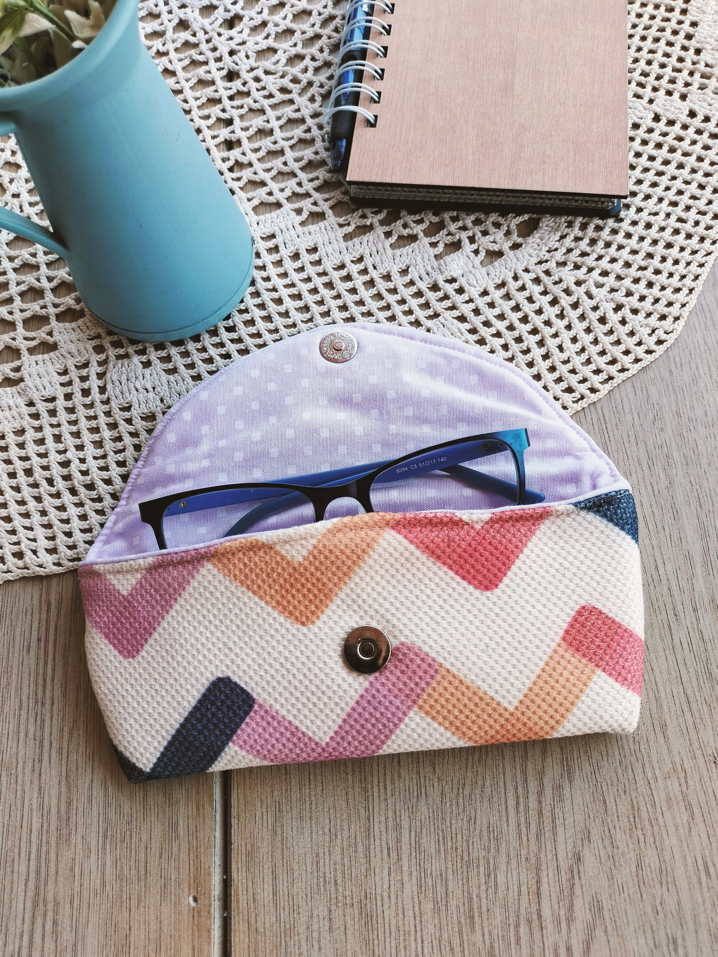 zigzag  color 2 Glasses Case