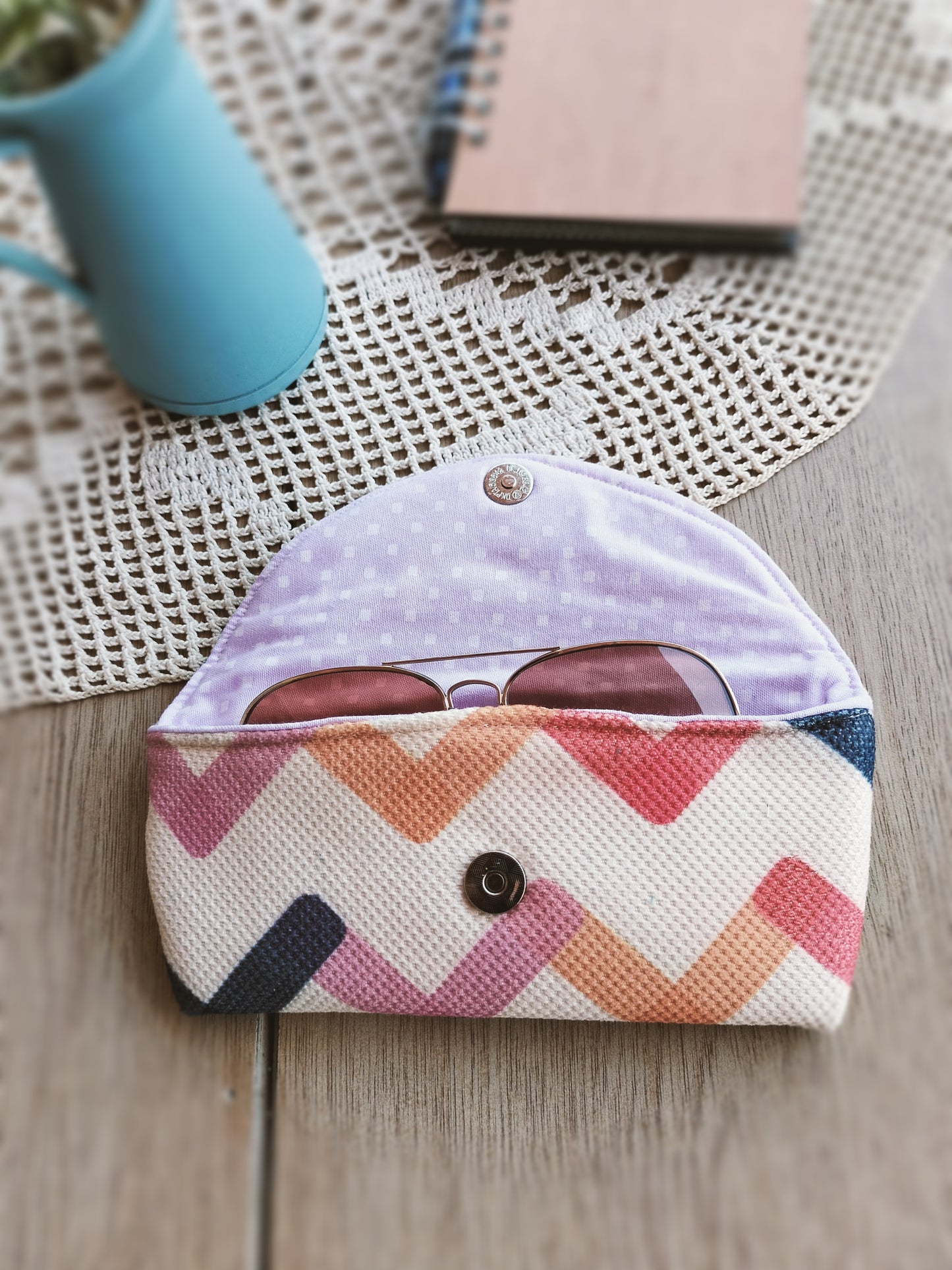 zigzag  color 2 Glasses Case