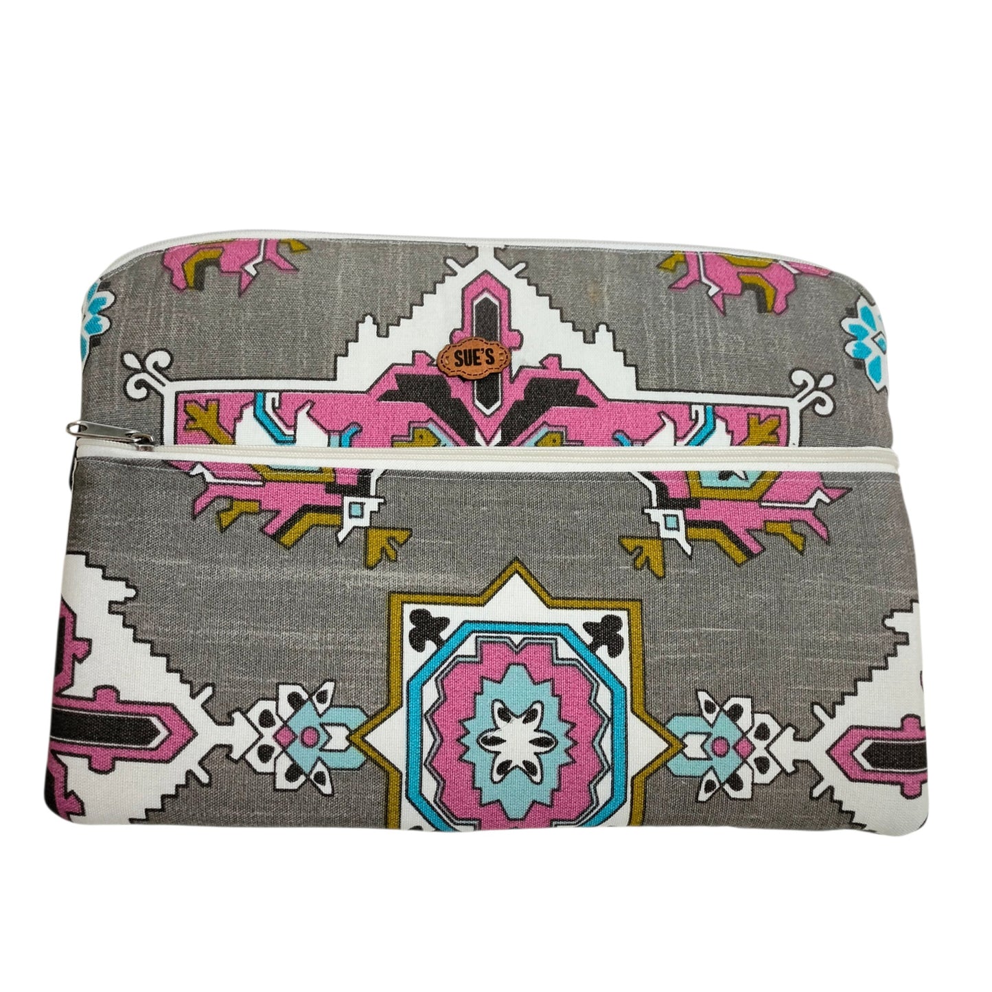 Suepatchwork handmade 13-inch laptop sleeve featuring a grey fabric with a vibrant geometric pink and blue pattern.