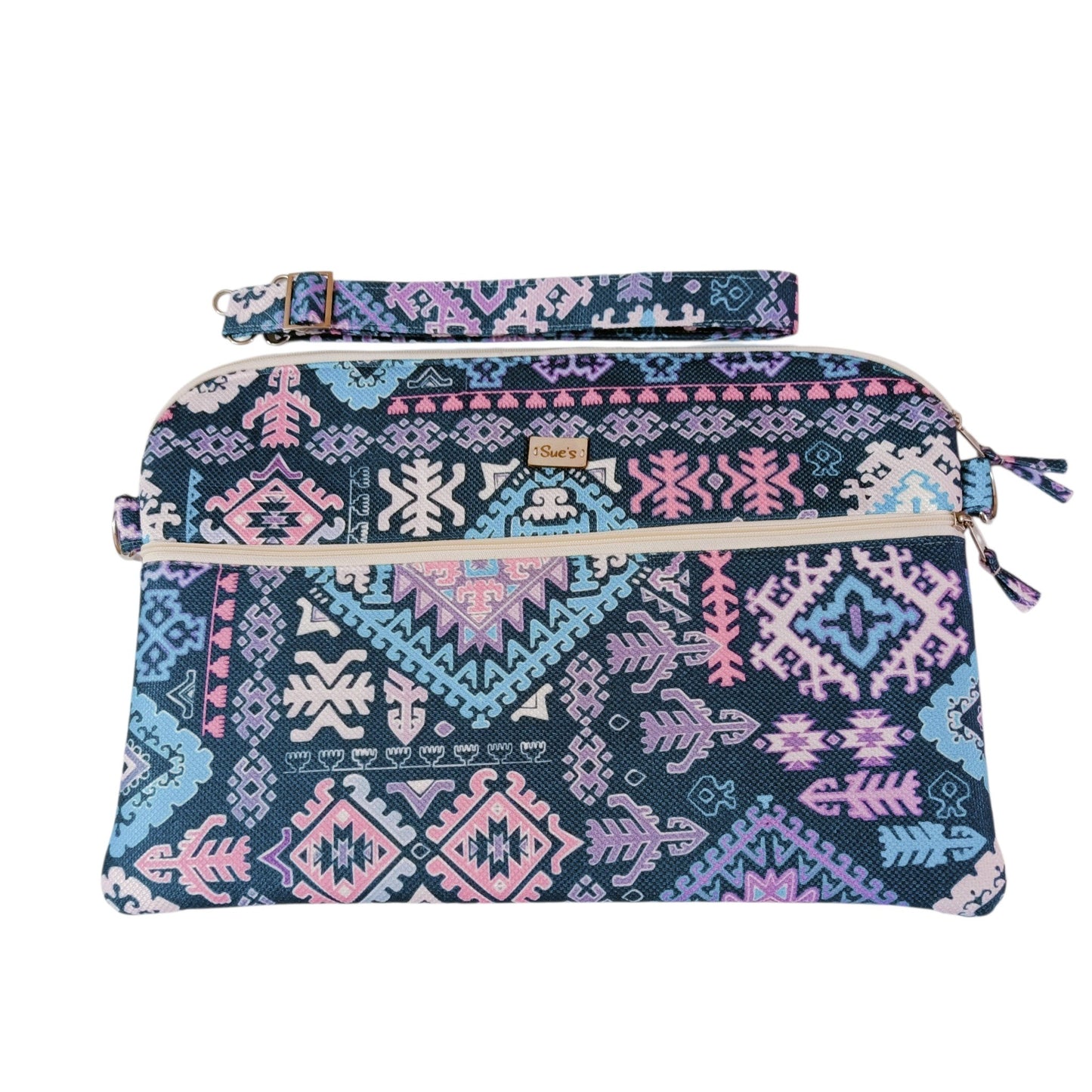 Suepatchwork handmade 15.6-inch laptop sleeve in blue fabric with oriental geometric patterns and shoulder strap
